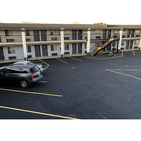 Deluxe Inn & Suites By Oyo Miami Ok Екстер'єр фото